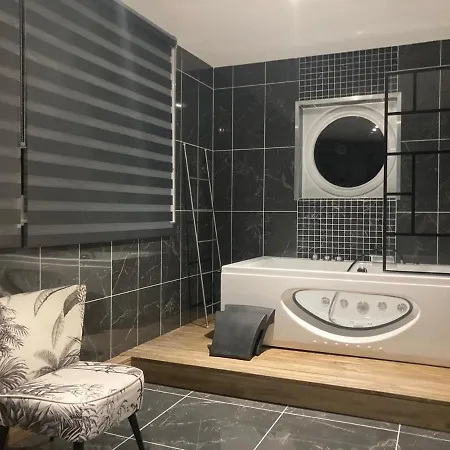 Des Argousiers Hotel 3*