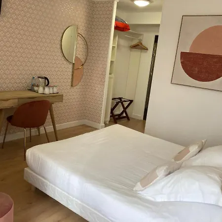 Des Argousiers Szálloda 3*