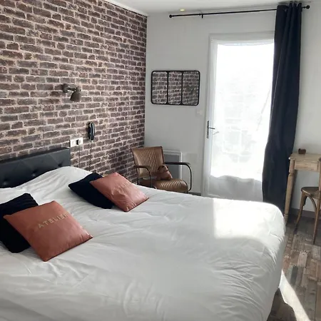 Des Argousiers Szálloda 3*