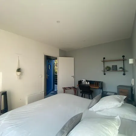 Des Argousiers Hotel
