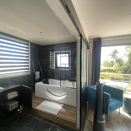 Des Argousiers Hotel