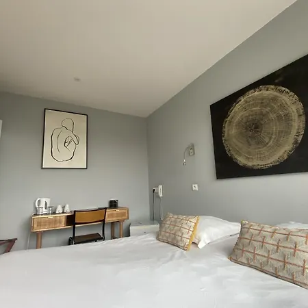 Des Argousiers Hotel